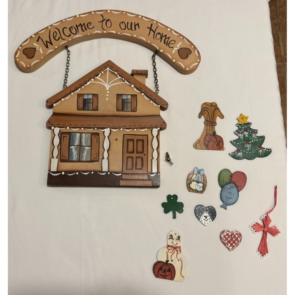 Vintage Wooden Front Door Greeting Decoration - Hand Made - Very Good Condition